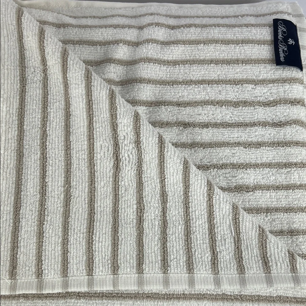 Brooks Brothers Bath Towel Set Tan White Striped Turkish 100% Cotton 2 Pc NEW